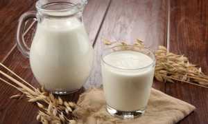 Когда лучше пить молоко: при запорах или при диарее?