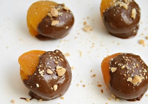 Конфеты из кураги